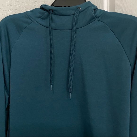 Nike Men’s Dri-Fit L/S Pullover Hoodie/Worn once-Sz M-Like New-Sleeve Swoosh - Picture 3 of 15